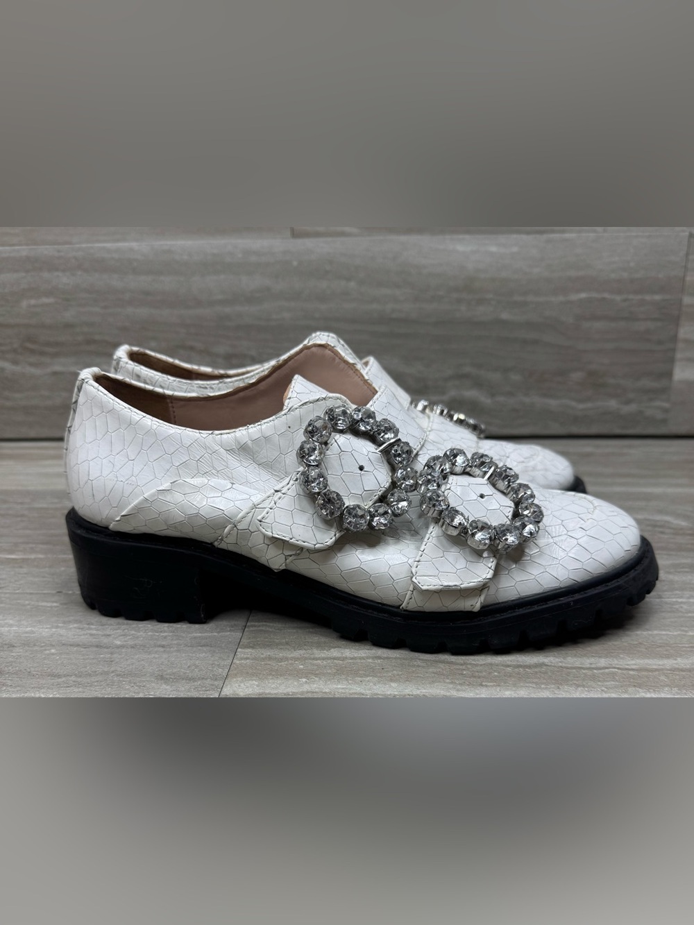 SCHUTZ Doris Croc Embossed Leather Lug Sole Loafers Womens Size 7B